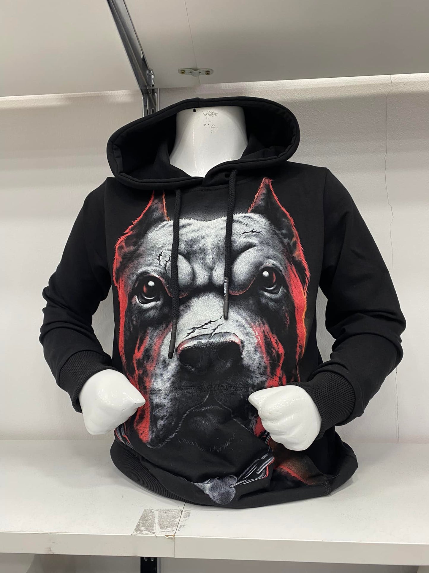 Horry hettupeysa pitbull lýsir í myrkri