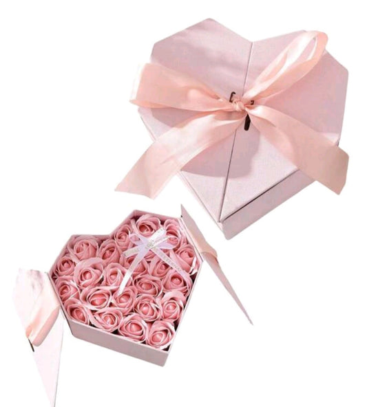 22 sápu rósir og 5 stk ilmkerti í öskju 2 litir í boði