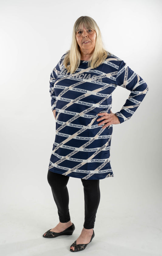 Vikki langerma kjóll Valenciaga 2 litir